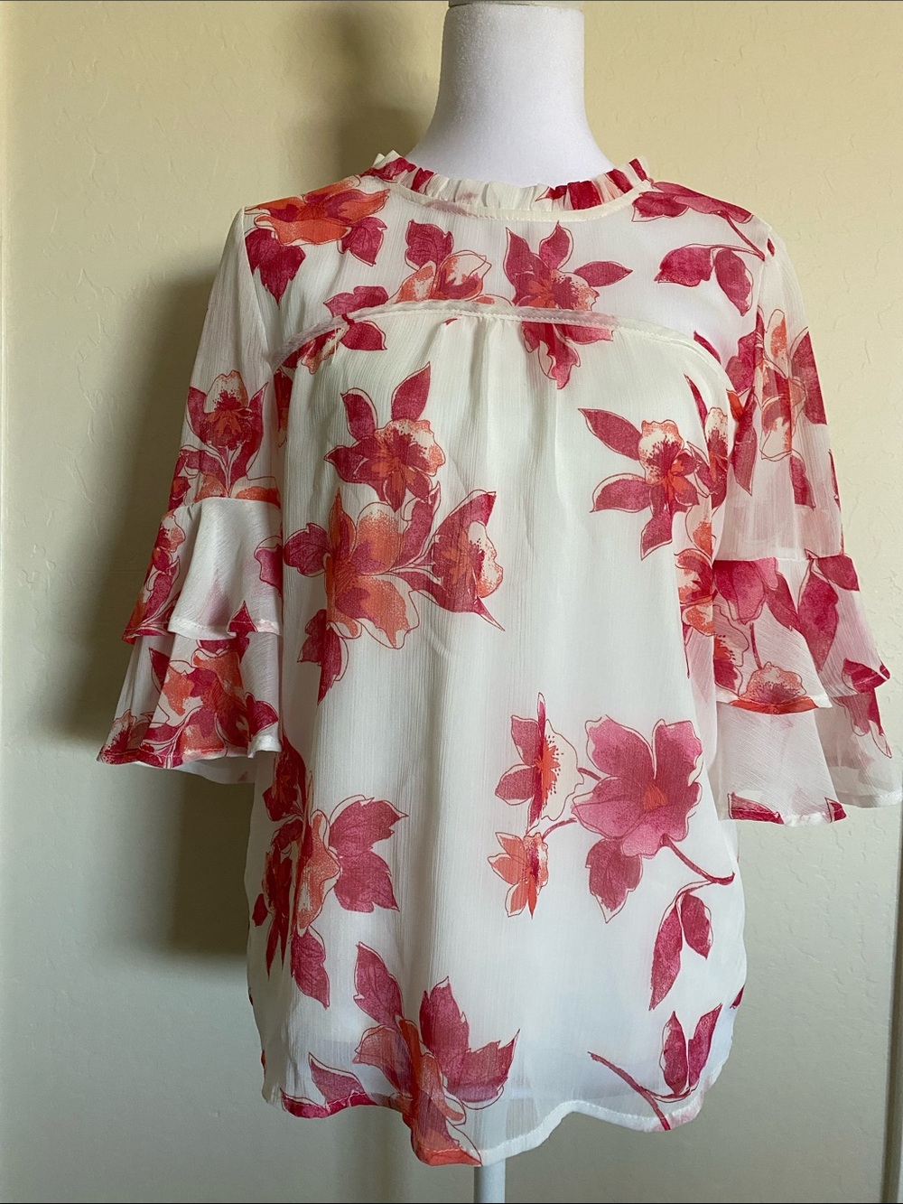Women’s Floral Ruffle Blouse Top